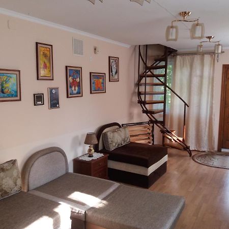 ArtTrakt Otel Lviv Dış mekan fotoğraf